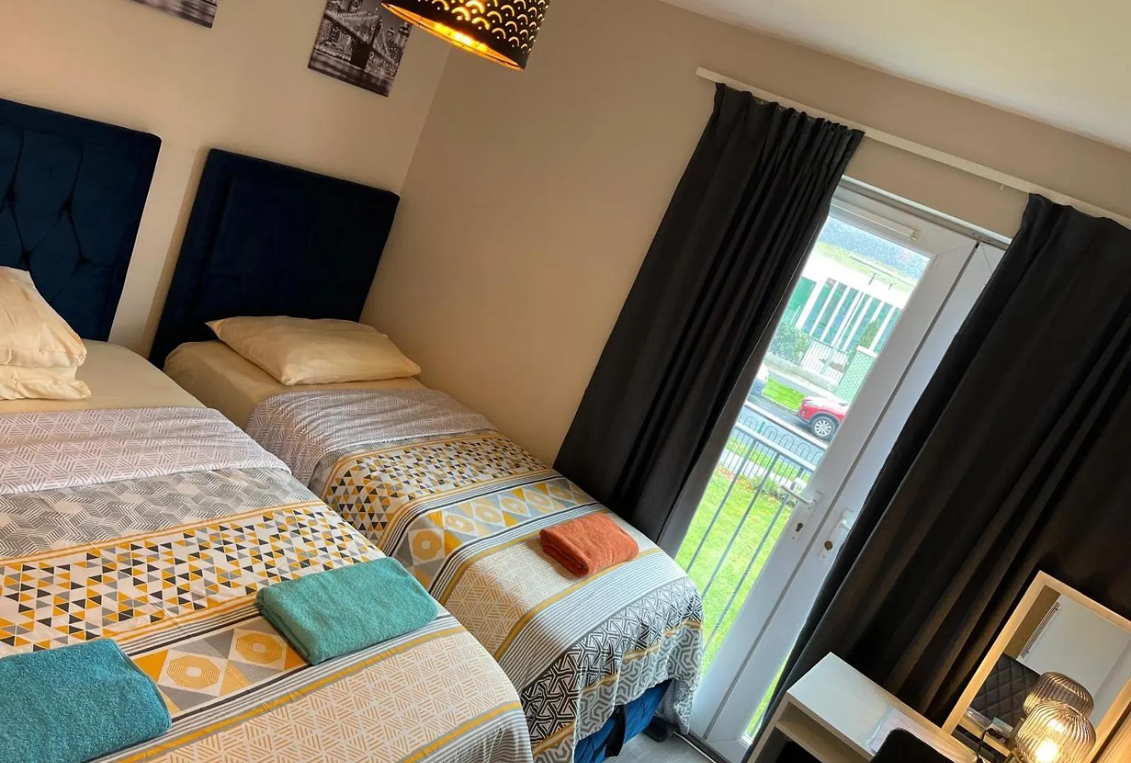 Lovely Twin Room With Ensuite Bathroom 15 Mins From Dublin Airport
