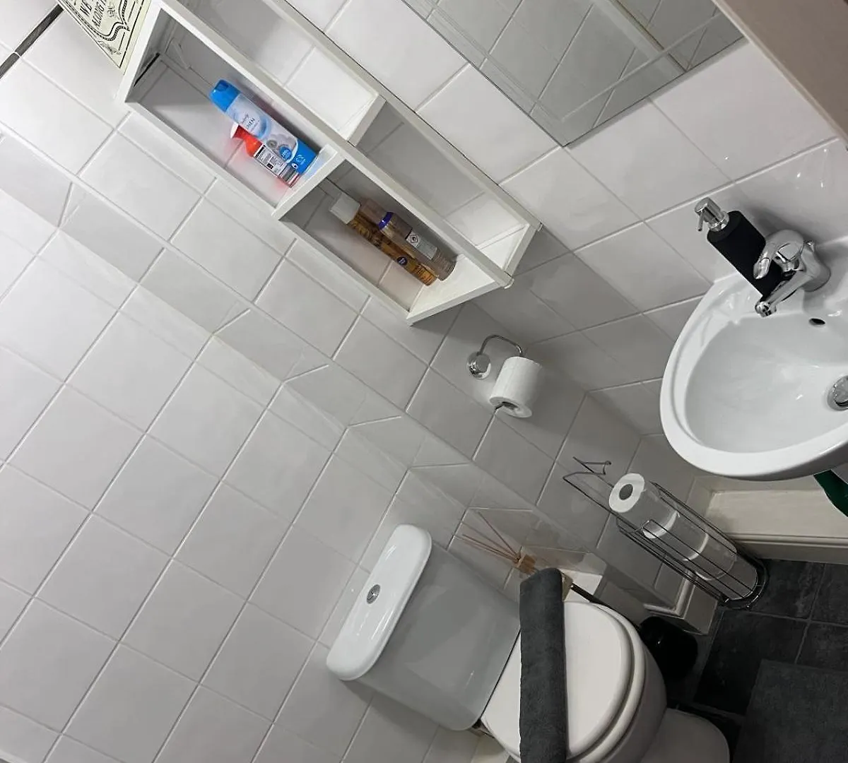 Lovely Twin Room With Ensuite Bathroom 15 Mins From Dublin Airport